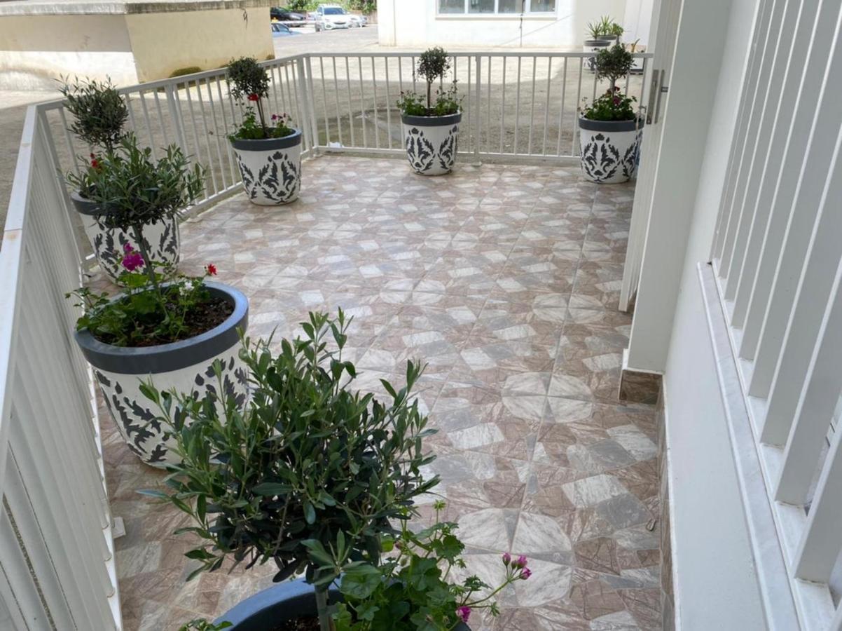 Kevin'S Lungomare Apartment Avlonya Dış mekan fotoğraf